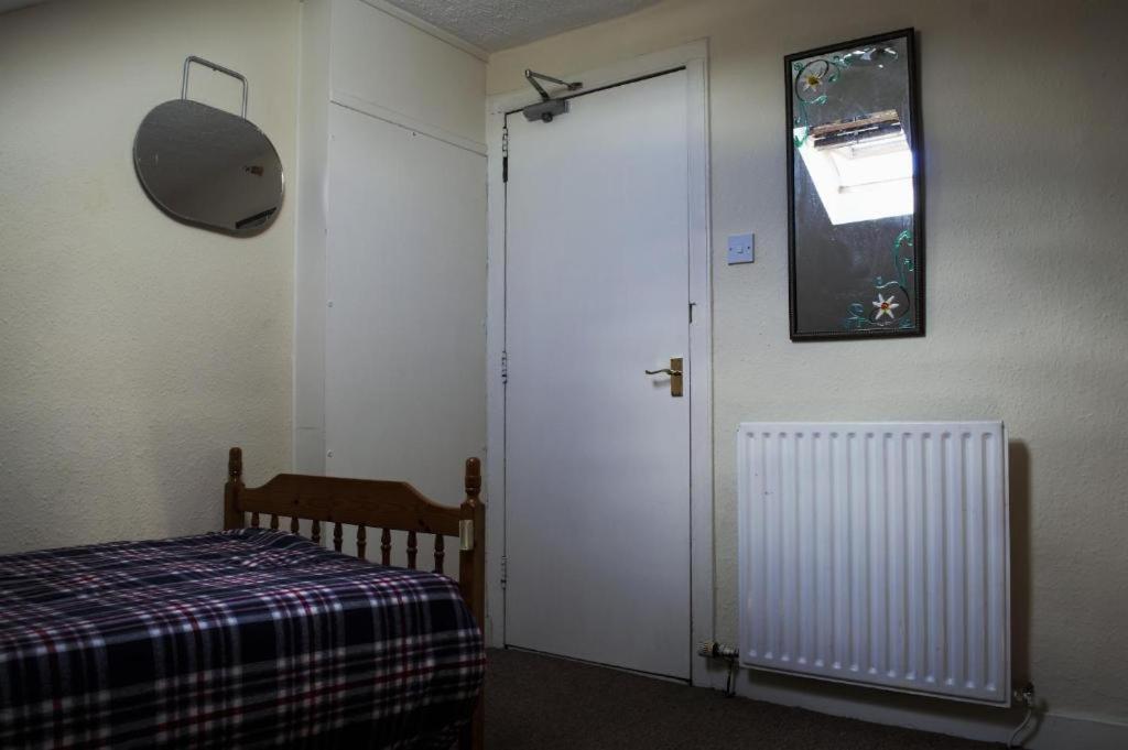Edinburgh City Centre Guesthouse Apartment Exterior photo